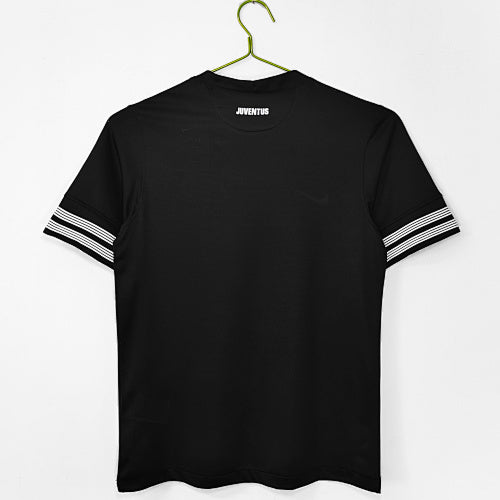Juventus 2012/13 Away Jersey