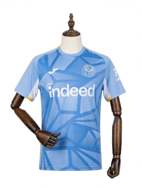 Brentford 2026/27 Training Jersey