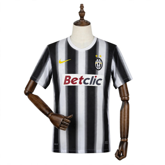 Juventus 2011/12 Home Jersey: The "Scudetto" Return