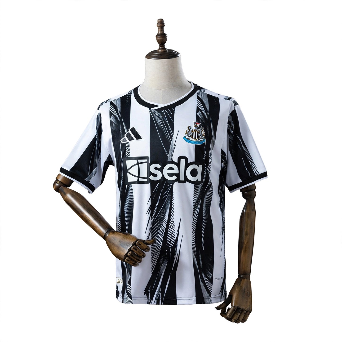 Newcastle United 2026/27 Custom Home Jersey